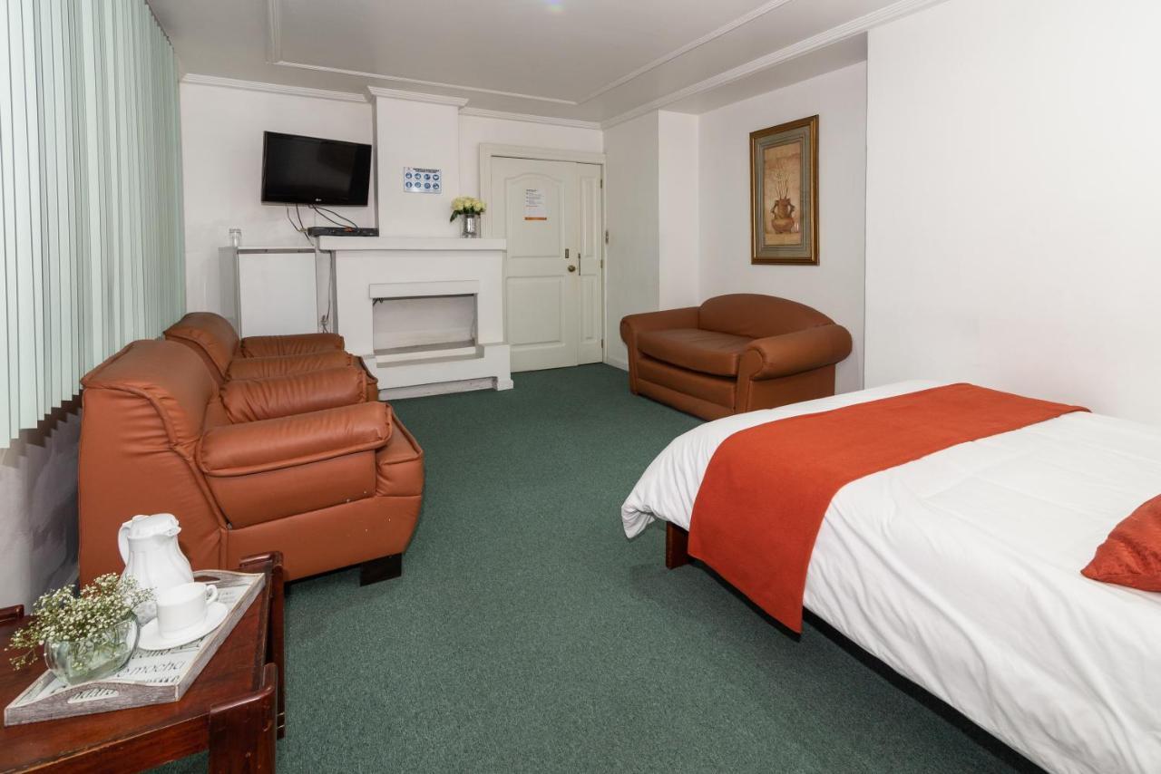 Hotel Cordero Cuenca Buitenkant foto