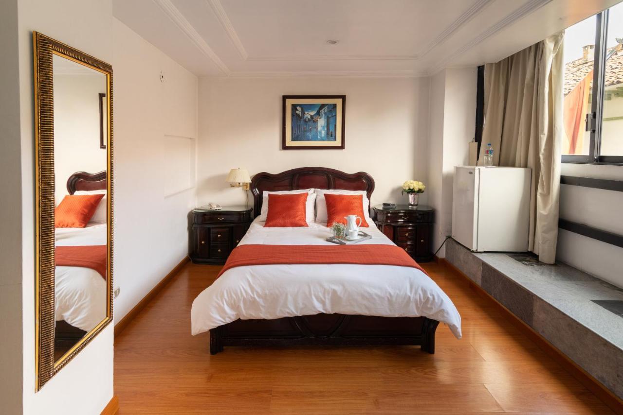 Hotel Cordero Cuenca Buitenkant foto