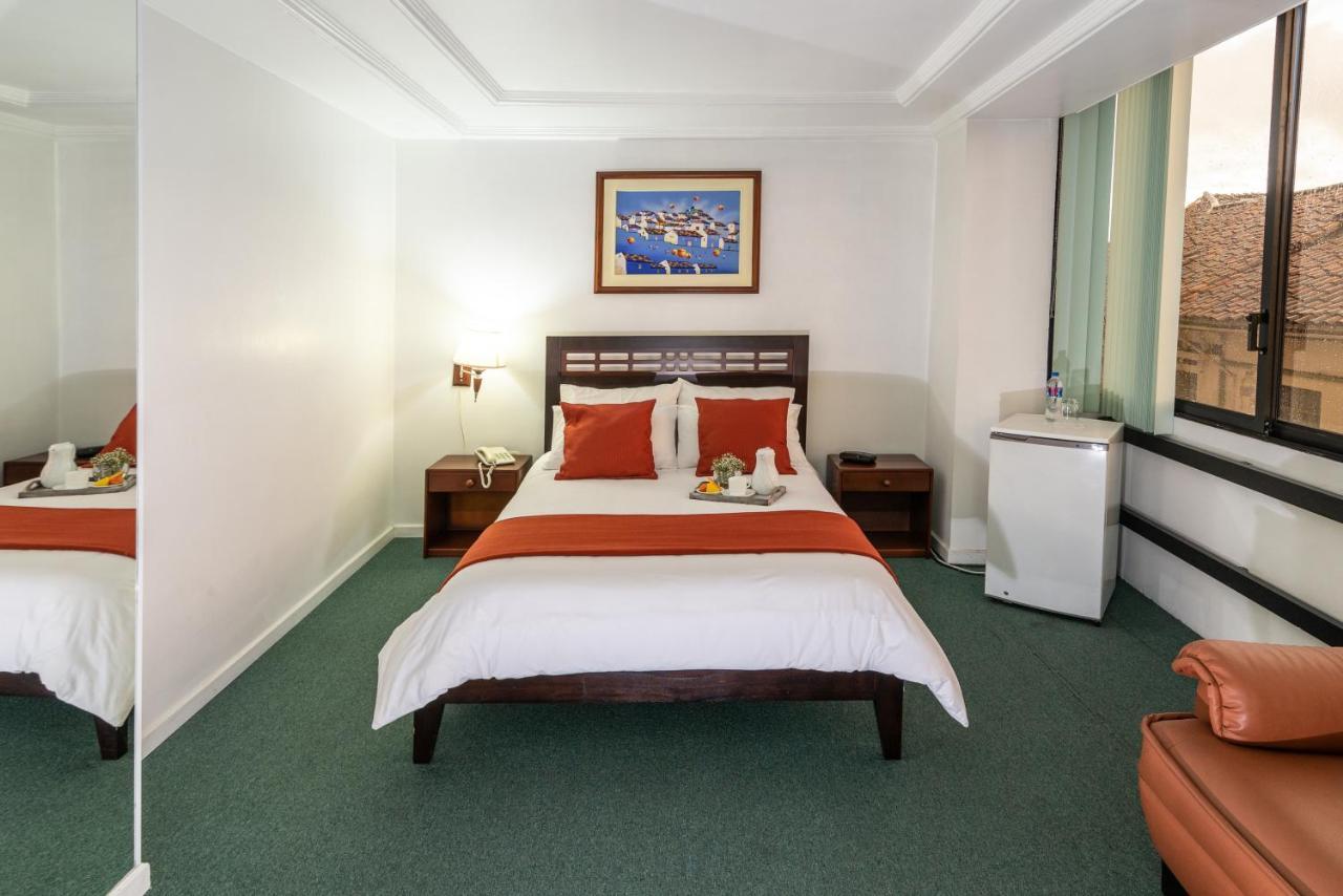 Hotel Cordero Cuenca Buitenkant foto